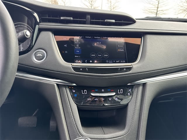 2022 Cadillac XT5 Premium Luxury 12