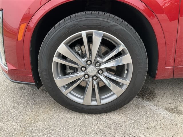Thumbnail: 2021 Cadillac XT6 - 6