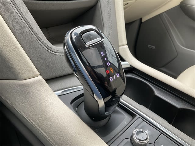 Thumbnail: 2021 Cadillac XT6 - 13