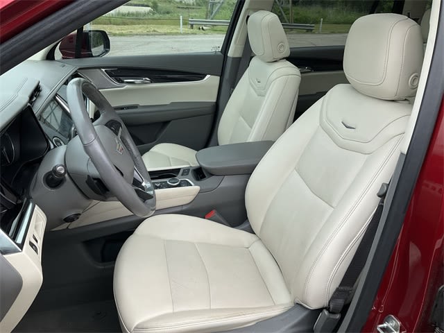 Thumbnail: 2021 Cadillac XT6 - 8