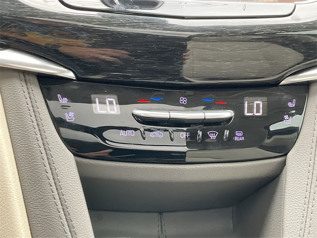 Thumbnail: 2021 Cadillac XT6 - 29