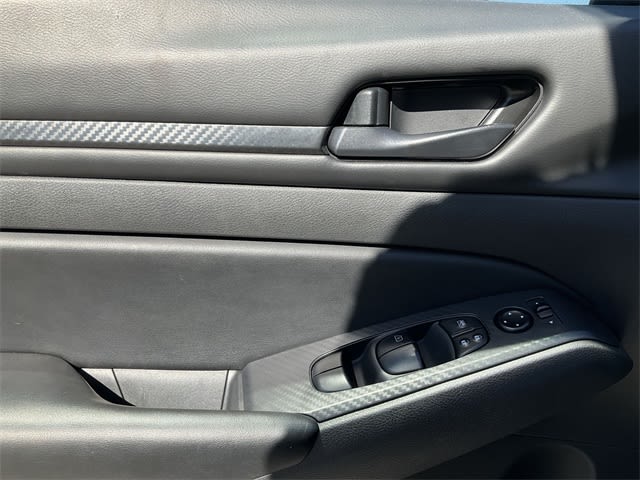 Thumbnail: 2024 Nissan Altima - 21