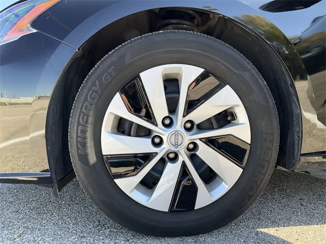 Thumbnail: 2024 Nissan Altima - 7