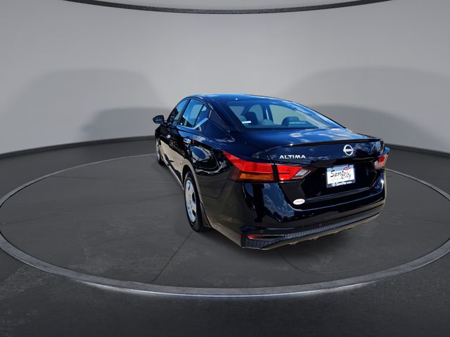 Thumbnail: 2024 Nissan Altima - 5