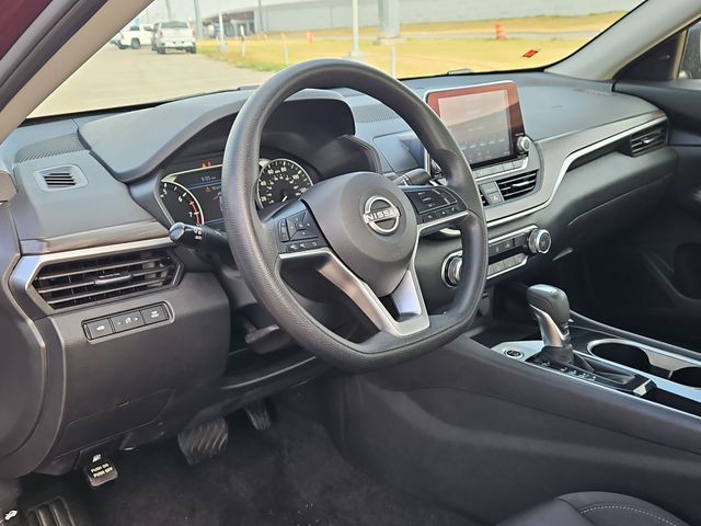 Thumbnail: 2024 Nissan Altima - 2