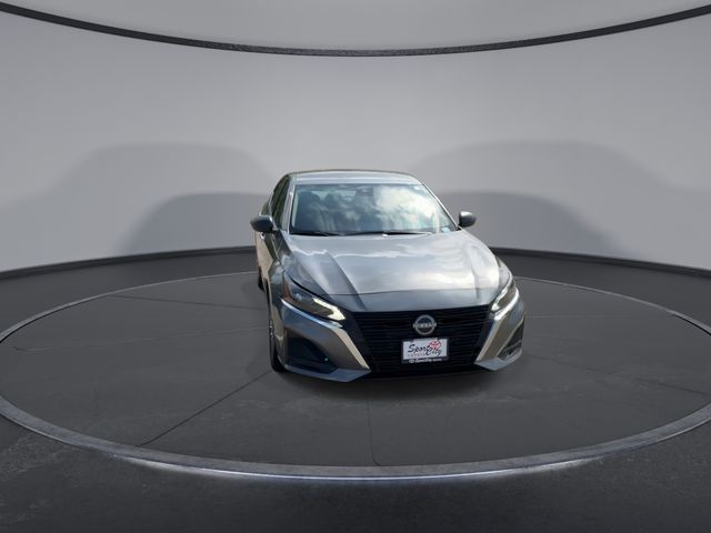 Thumbnail: 2025 Nissan Altima - 5