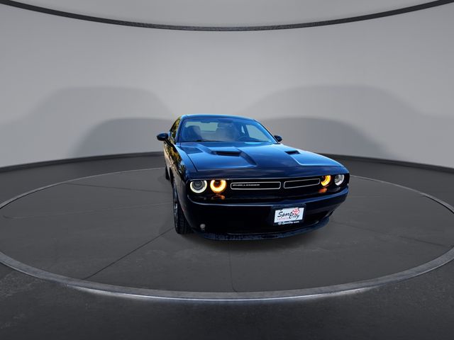 Thumbnail: 2015 Dodge Challenger - 4