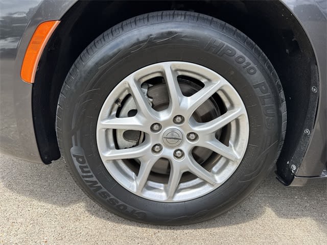 Thumbnail: 2021 Chrysler Pacifica - 8