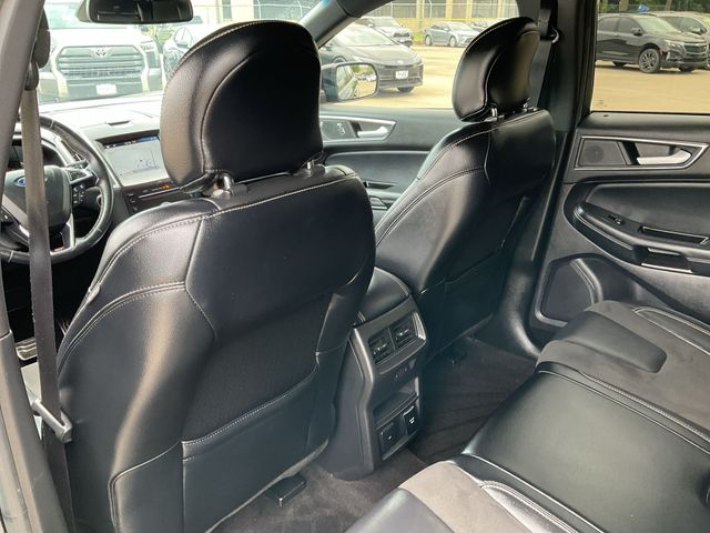 Thumbnail: 2019 Ford Edge - 11