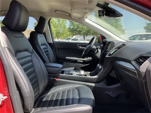 Thumbnail: 2022 Ford Edge - 24