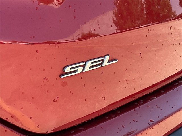 Thumbnail: 2022 Ford Edge - 5