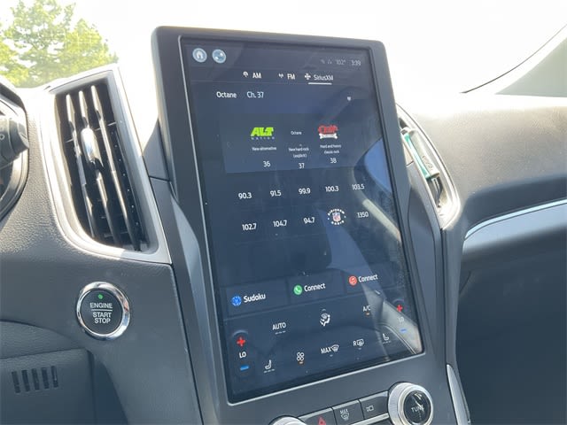 Thumbnail: 2022 Ford Edge - 12