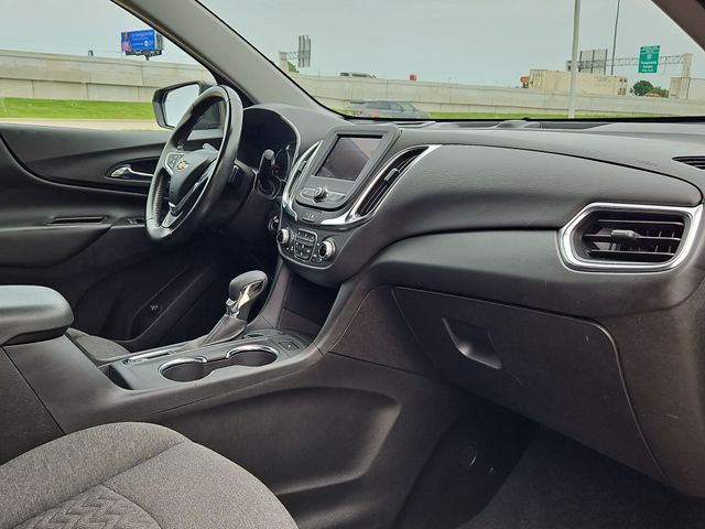 Thumbnail: 2022 Chevrolet Equinox - 9