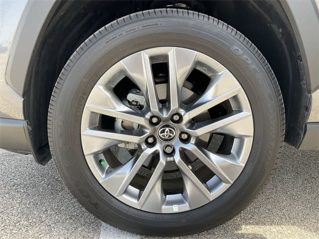 Thumbnail: 2025 Toyota RAV4 - 5
