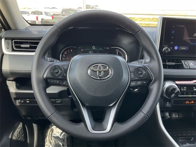 Thumbnail: 2025 Toyota RAV4 - 10