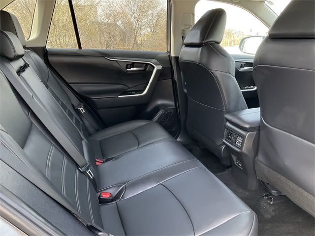 Thumbnail: 2025 Toyota RAV4 - 9