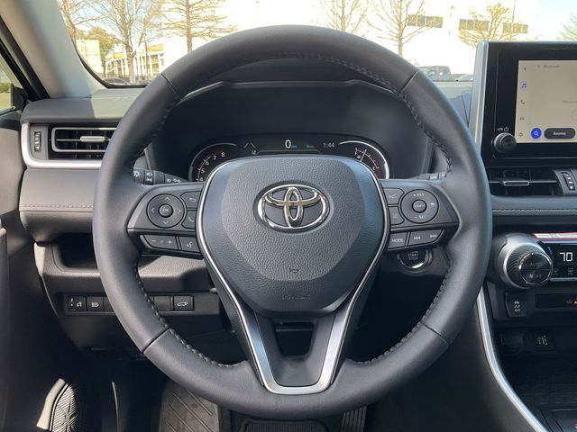 Thumbnail: 2025 Toyota RAV4 - 13