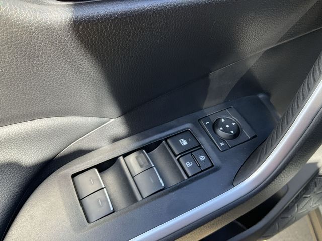 Thumbnail: 2025 Toyota RAV4 - 24