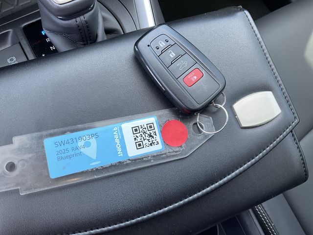 Thumbnail: 2025 Toyota RAV4 - 6