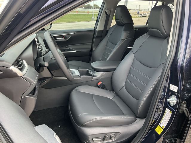 Thumbnail: 2025 Toyota RAV4 - 7