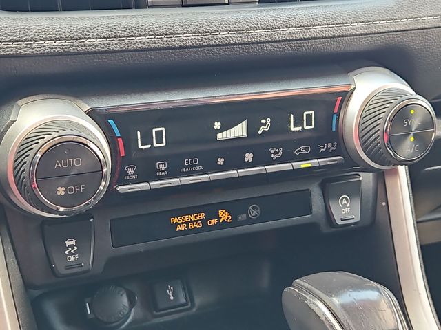 Thumbnail: 2021 Toyota RAV4 - 29
