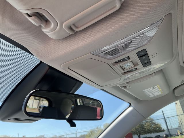 Thumbnail: 2025 Toyota RAV4 - 29