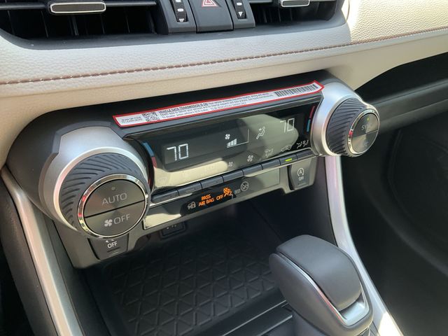 Thumbnail: 2025 Toyota RAV4 - 28