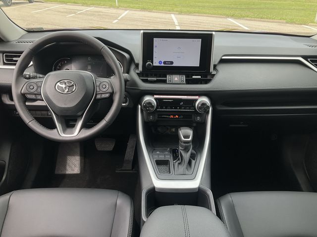 Thumbnail: 2025 Toyota RAV4 - 8