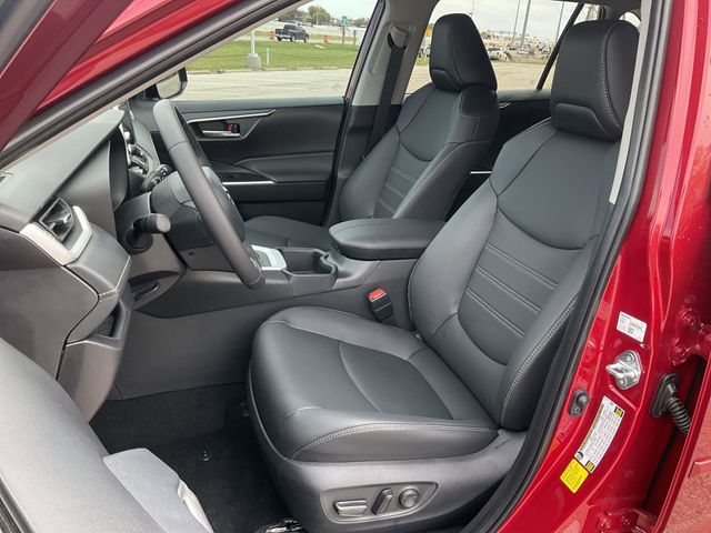 Thumbnail: 2025 Toyota RAV4 - 9