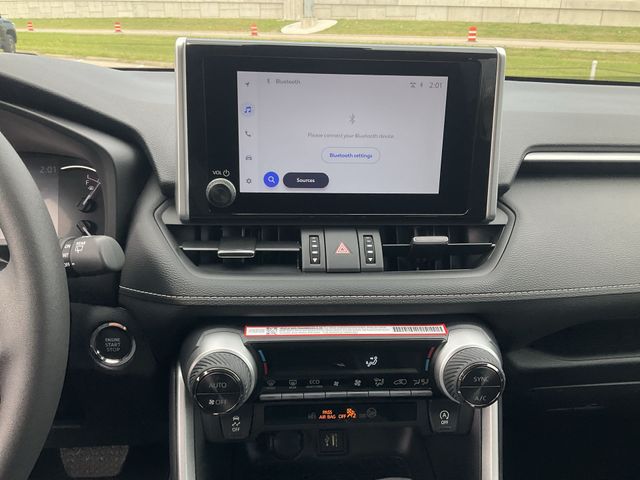 Thumbnail: 2025 Toyota RAV4 - 13