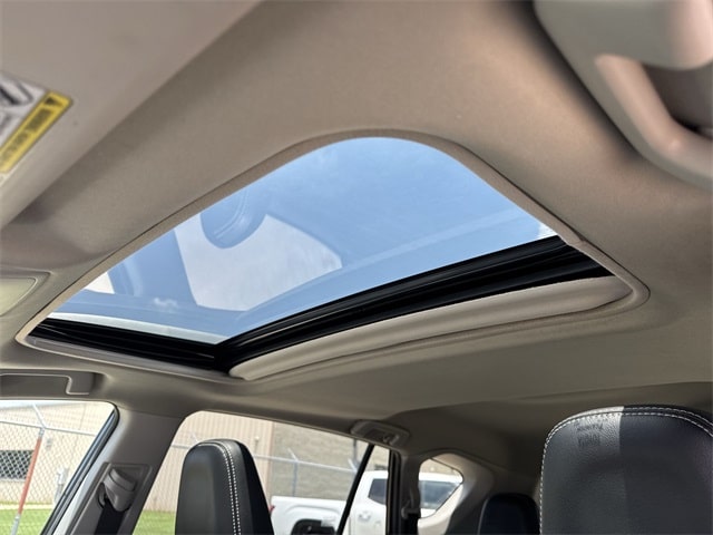 2017 Toyota RAV4 Limited 22