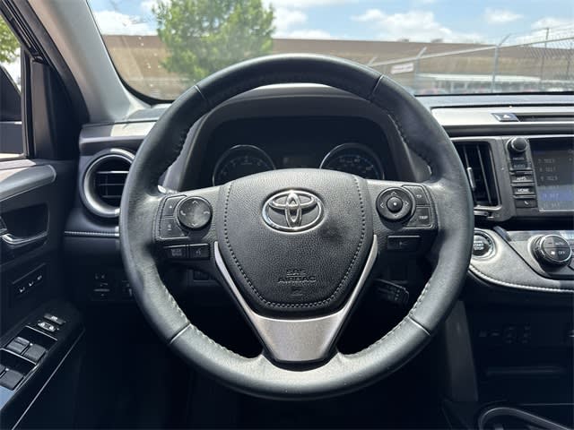 2017 Toyota RAV4 Limited 11