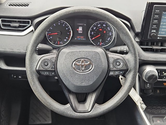 Thumbnail: 2020 Toyota RAV4 - 31