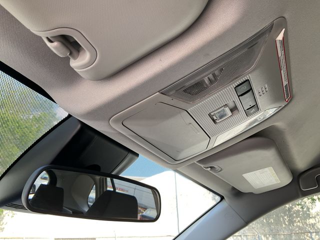 Thumbnail: 2022 Toyota RAV4 - 26