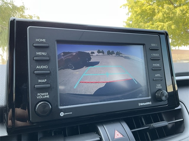 Thumbnail: 2021 Toyota RAV4 - 25