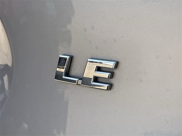 Thumbnail: 2021 Toyota RAV4 - 5