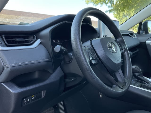 Thumbnail: 2024 Toyota RAV4 - 21
