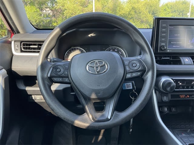 Thumbnail: 2022 Toyota RAV4 - 7