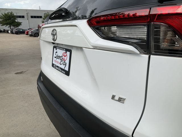 Thumbnail: 2024 Toyota RAV4 - 22