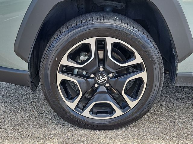 Thumbnail: 2019 Toyota RAV4 - 7