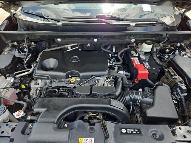 Thumbnail: 2019 Toyota RAV4 - 8