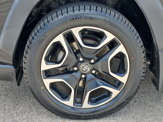 Thumbnail: 2019 Toyota RAV4 - 7
