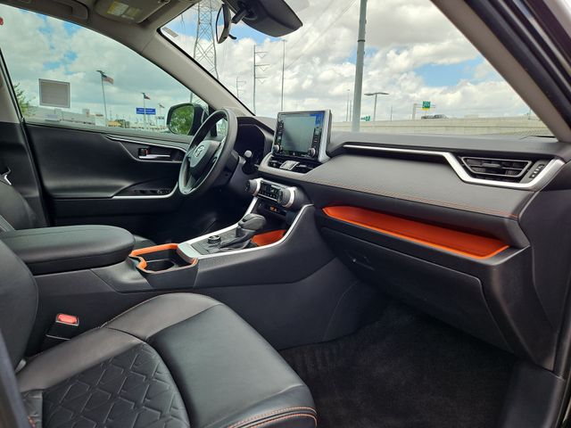 Thumbnail: 2019 Toyota RAV4 - 9