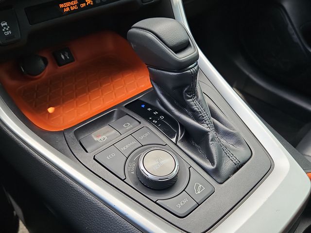 Thumbnail: 2019 Toyota RAV4 - 15