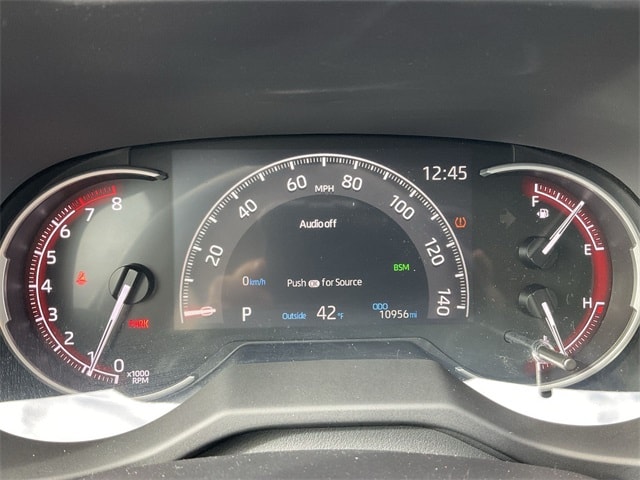 Thumbnail: 2025 Toyota RAV4 - 14