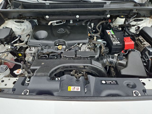 Thumbnail: 2021 Toyota RAV4 - 8