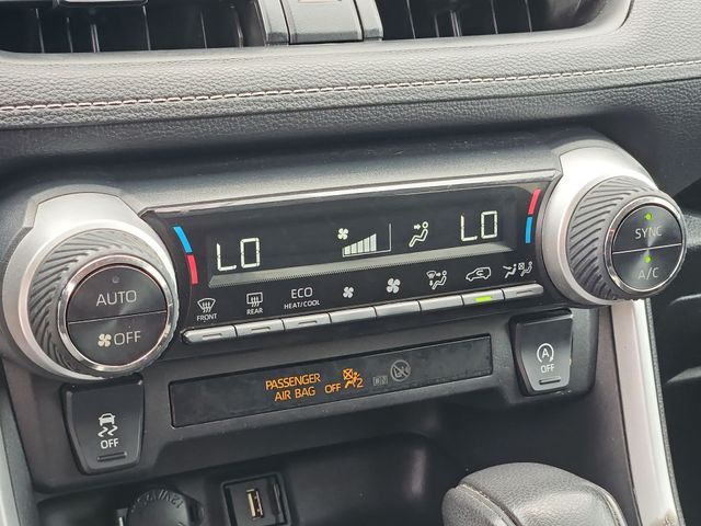 Thumbnail: 2021 Toyota RAV4 - 28