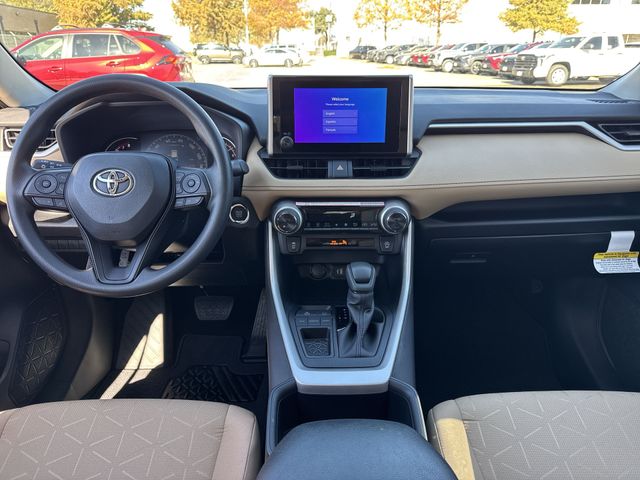 Thumbnail: 2025 Toyota RAV4 - 6