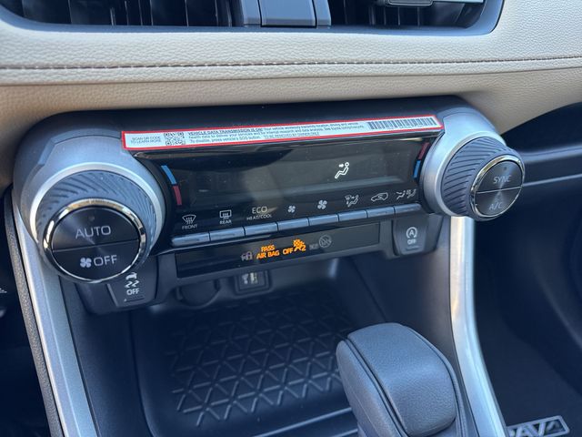 Thumbnail: 2025 Toyota RAV4 - 27