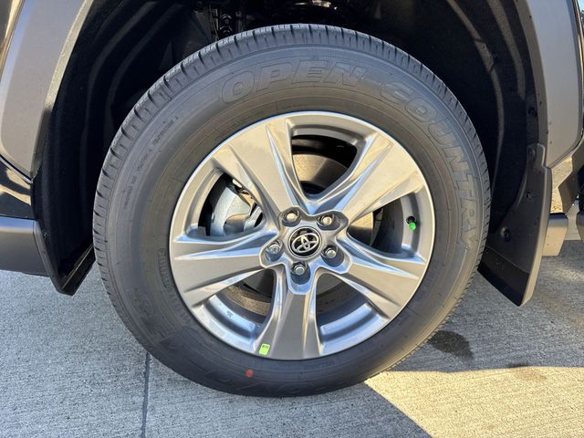 Thumbnail: 2025 Toyota RAV4 - 5